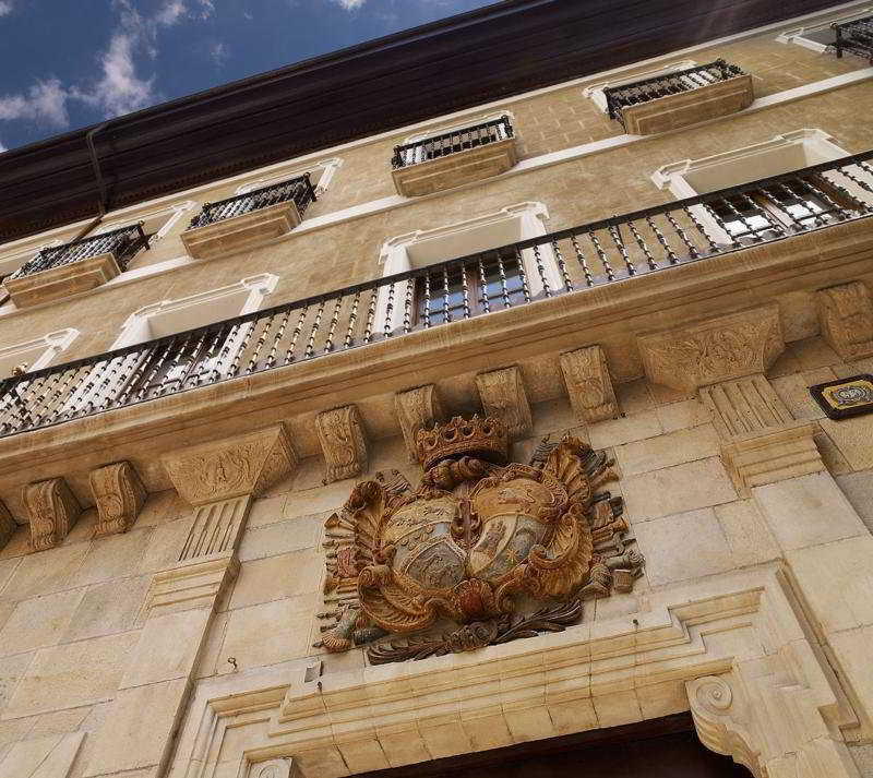 Palacio Guendulain Pamplona Ngoại thất bức ảnh